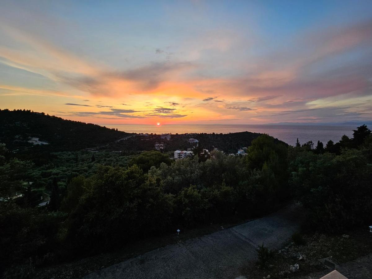 Valerian Villa Agios Nikitas Exterior photo
